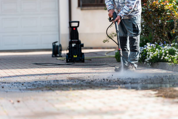 Best Commercial Pressure Washing  in Eustis, FL